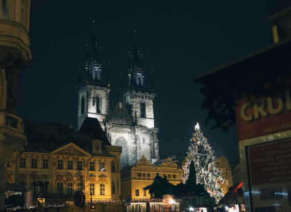 מידע לטסים לפראג